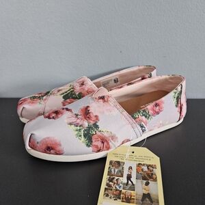 Toms Classic Pink Graphic Floral Shoes 6 - NIB